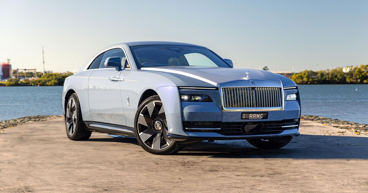 Rolls-Royce Reviews, Price and Specifications | CarExpert