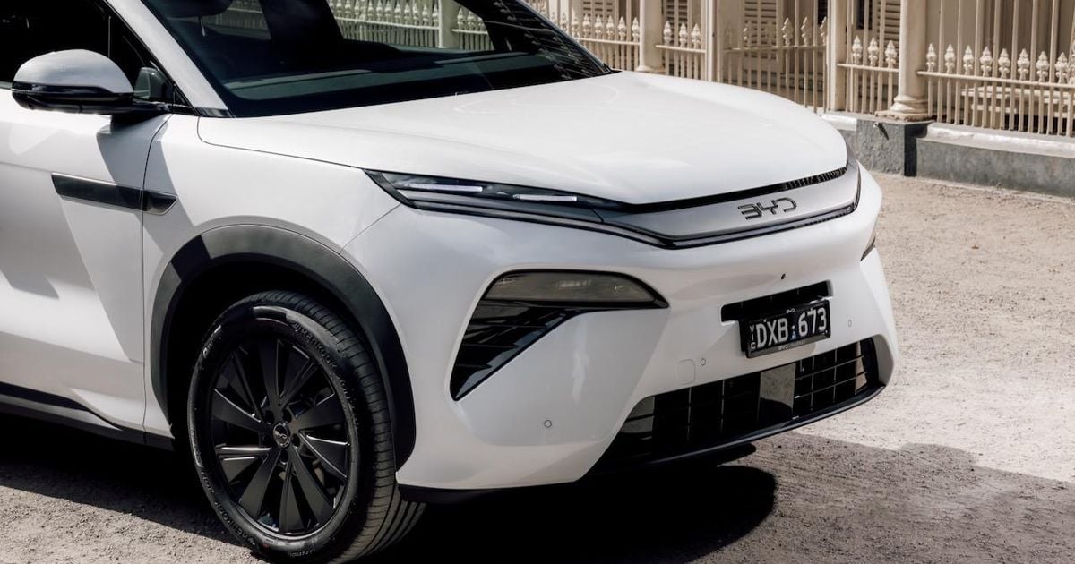 Top five large seven-seat PHEV family SUVs in 2026 Top five large seven-seat PHEV family SUVs in 2026