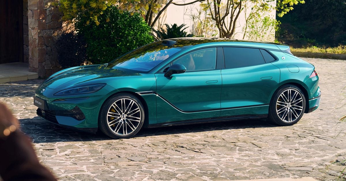 Denza Z9 GT: Australia Gears Up for 850kW EV Flagship and Potential PHEV Powerhouse