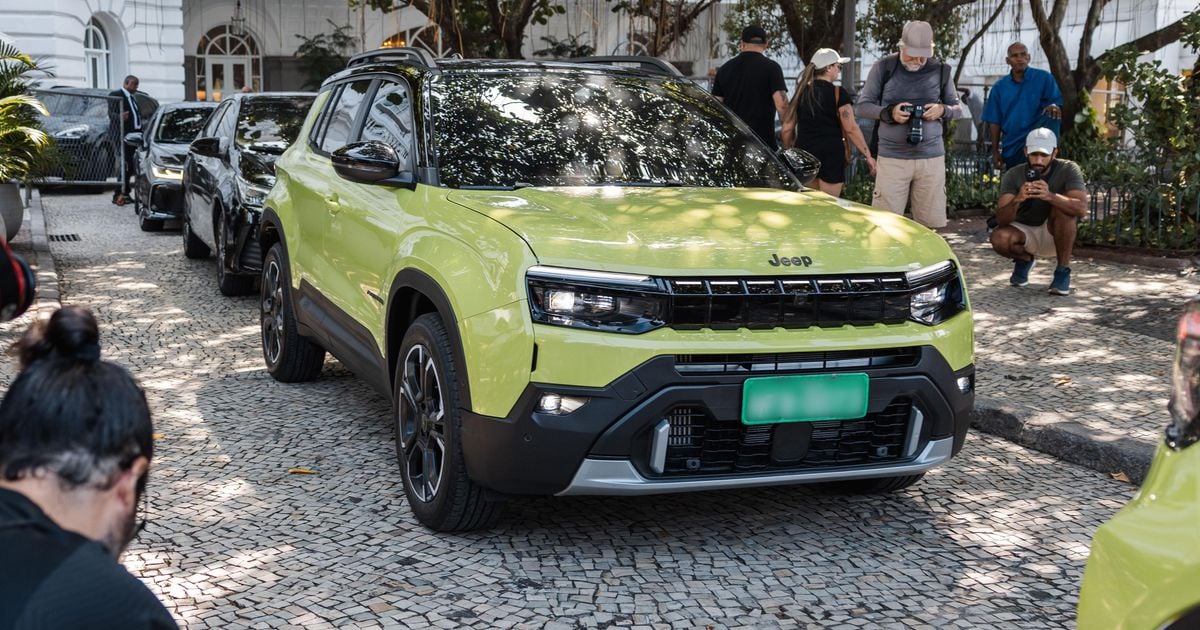 2026 Jeep Avenger facelift with illuminated grille unveiled