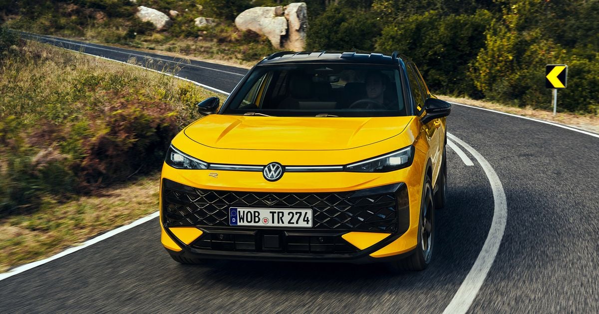 Volkswagen T-Roc: New-generation SUV here in 2027 with mild-hybrid power Volkswagen T-Roc: New-generation SUV here in 2027 with mild-hybrid power