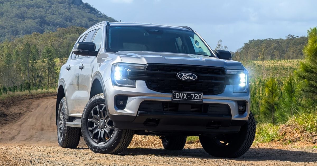 Ford launches the 2027 Ford Everest featuring a new single-turbo four-cylinder diesel engine in Australia