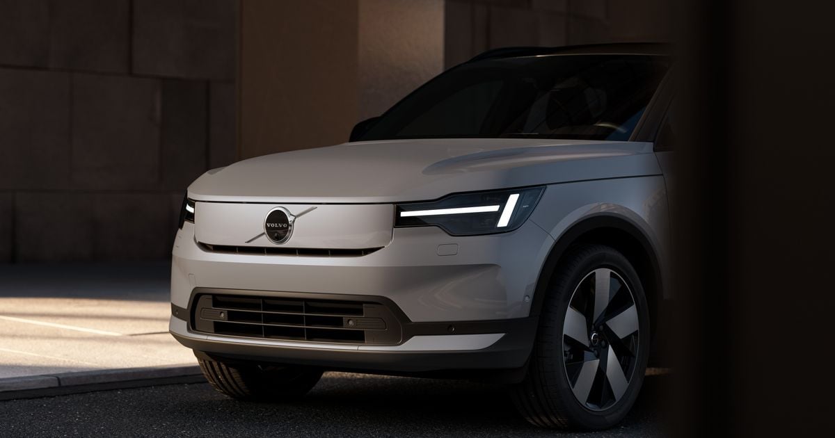 2027 Volvo EX40, XC40 updated with new tech and looks