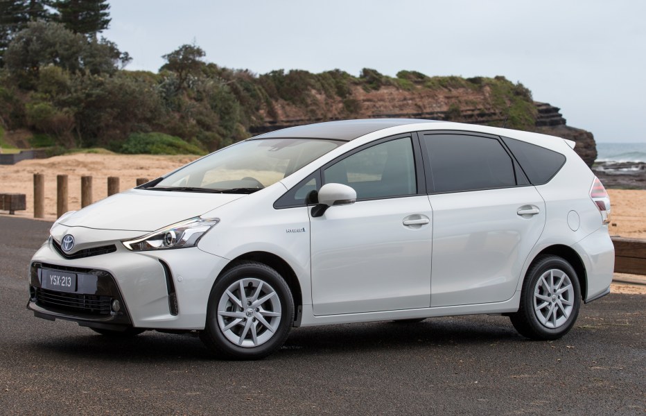 2020 Toyota Prius V i-TECH HYBRID four-door wagon Specifications