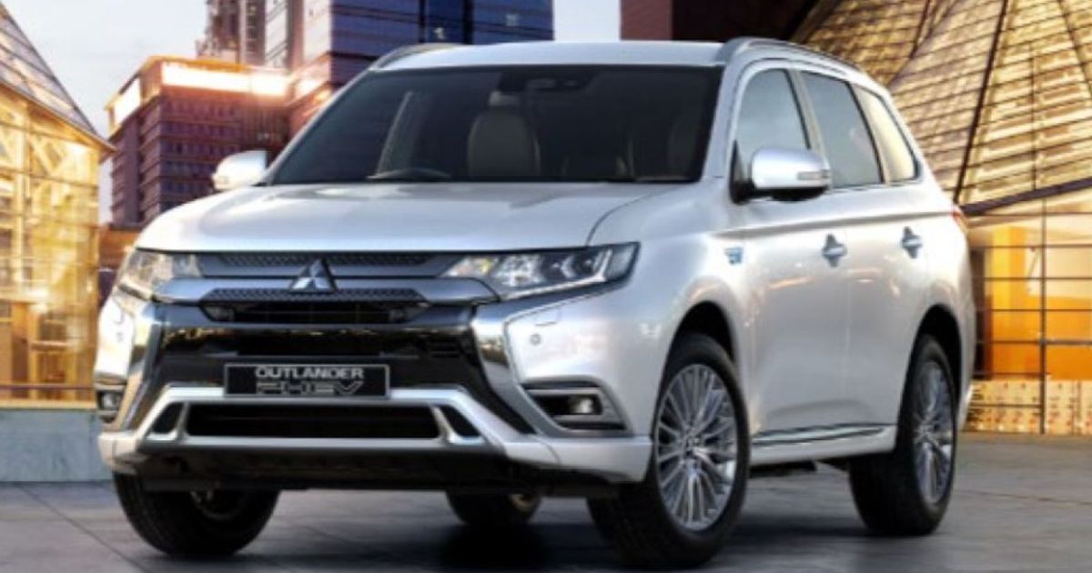 2020 Mitsubishi Outlander PHEV EXCEED Price & Specifications | CarExpert
