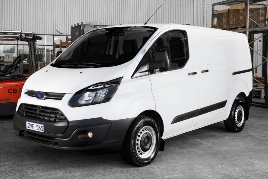 ford transit custom limited spec 2017