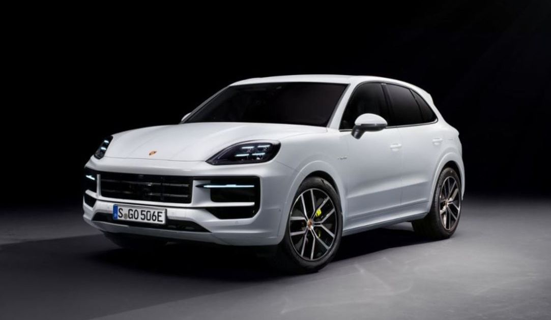 2024 Porsche Cayenne EHYBRID Price & Specifications CarExpert