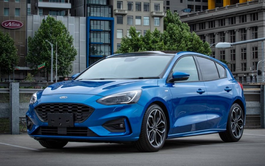 2019 Ford Focus AMBIENTE Price & Specifications | CarExpert