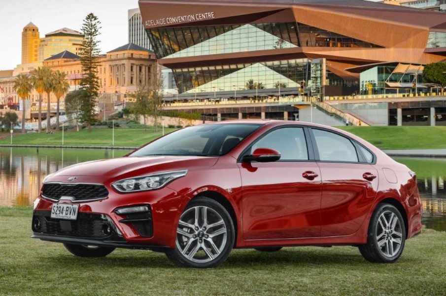 Kia cerato 2021 года