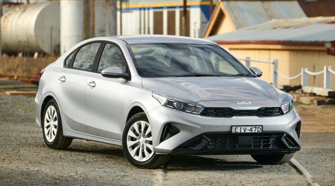 2023 Kia Cerato S SAFETY PACK Price & Specifications CarExpert