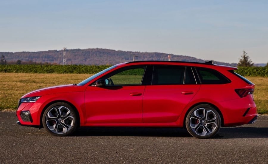 Skoda octavia rs 2021