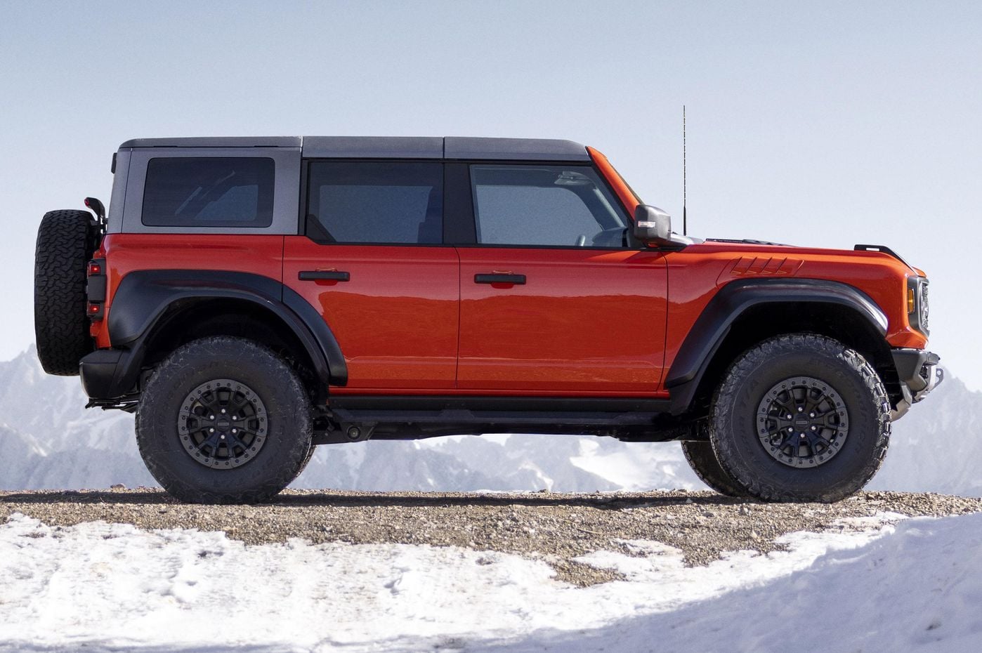 Luxury Ford to fight Mercedes-Benz G-Wagen – report