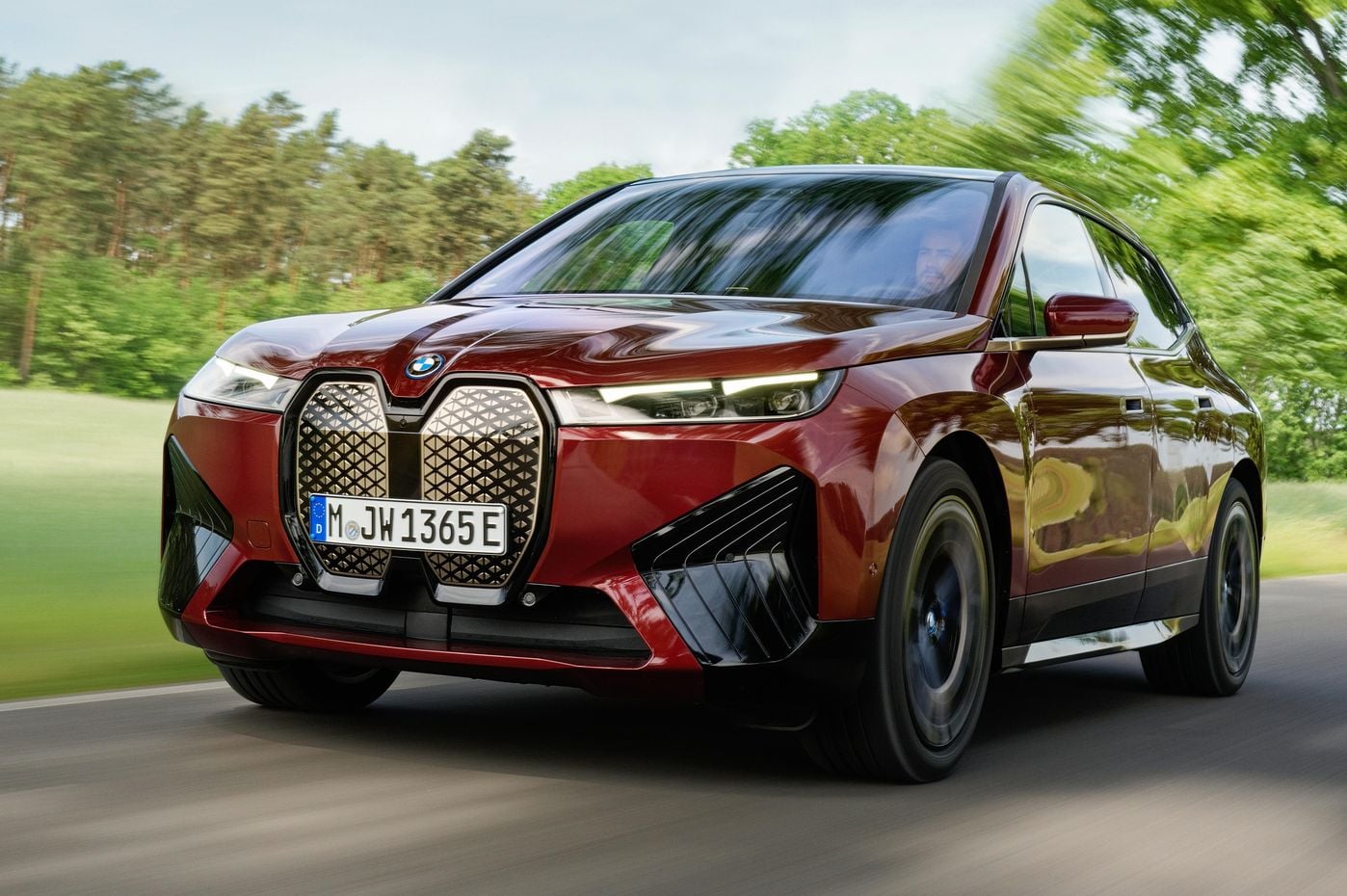 2023 BMW iX M60 review