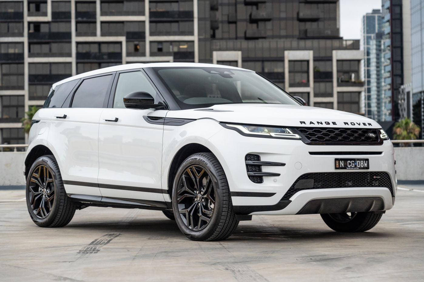 Land Rover Discovery Sport, Range Rover Evoque recalled