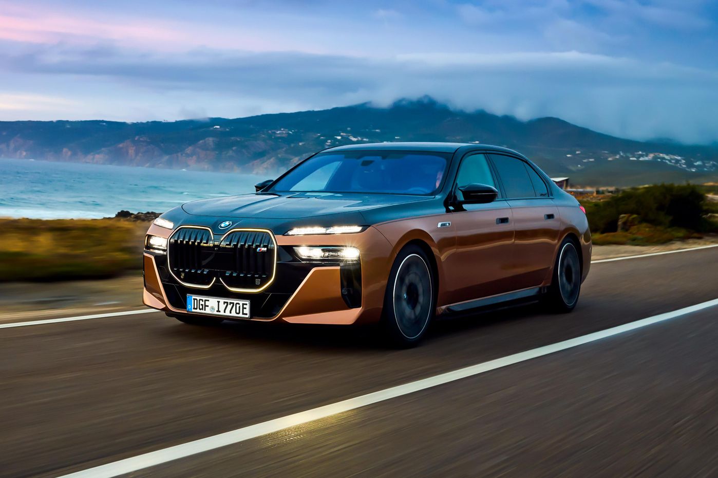 2024 BMW i7 M70 xDrive review