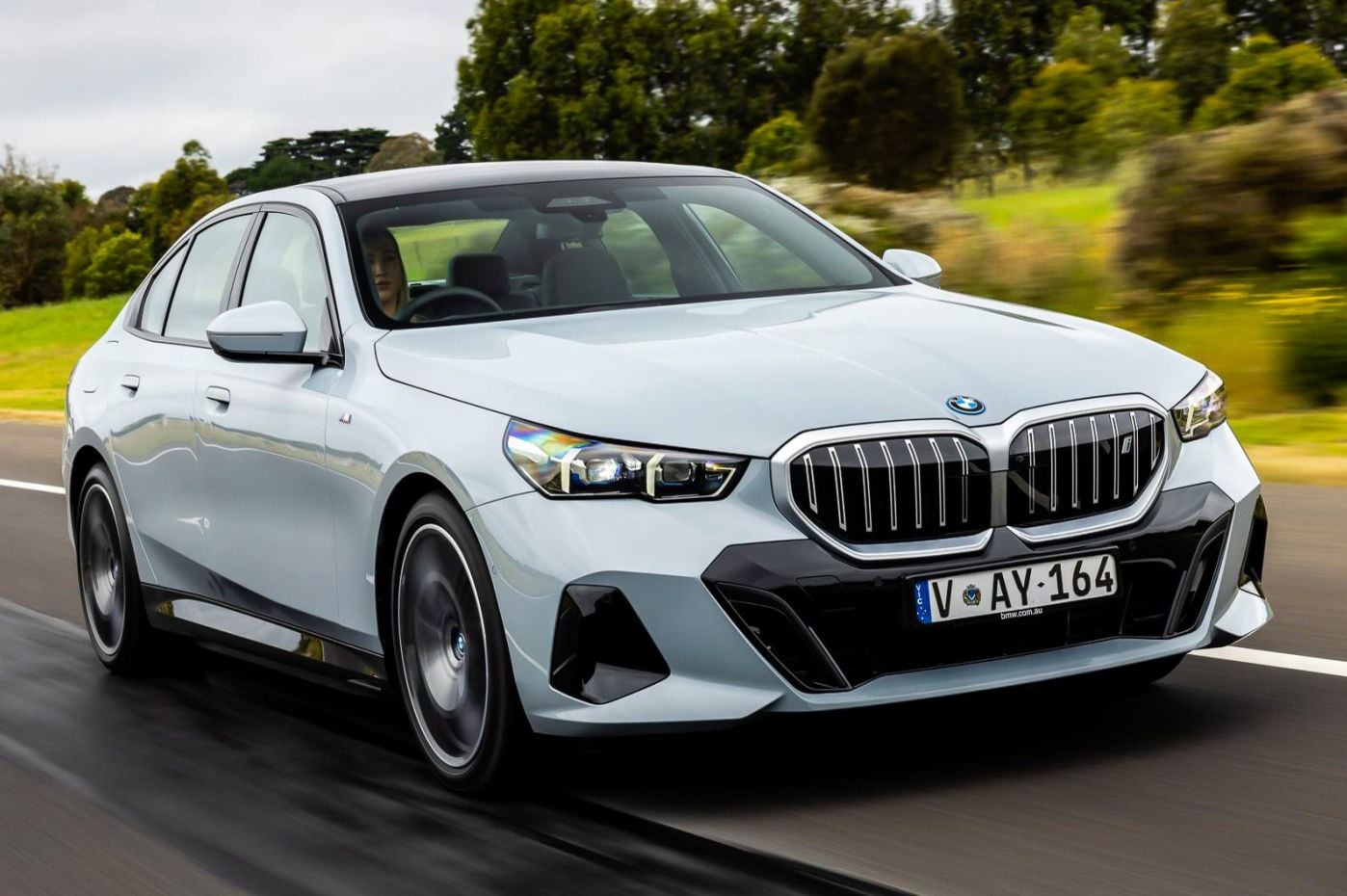 2024 BMW i5 eDrive40 review