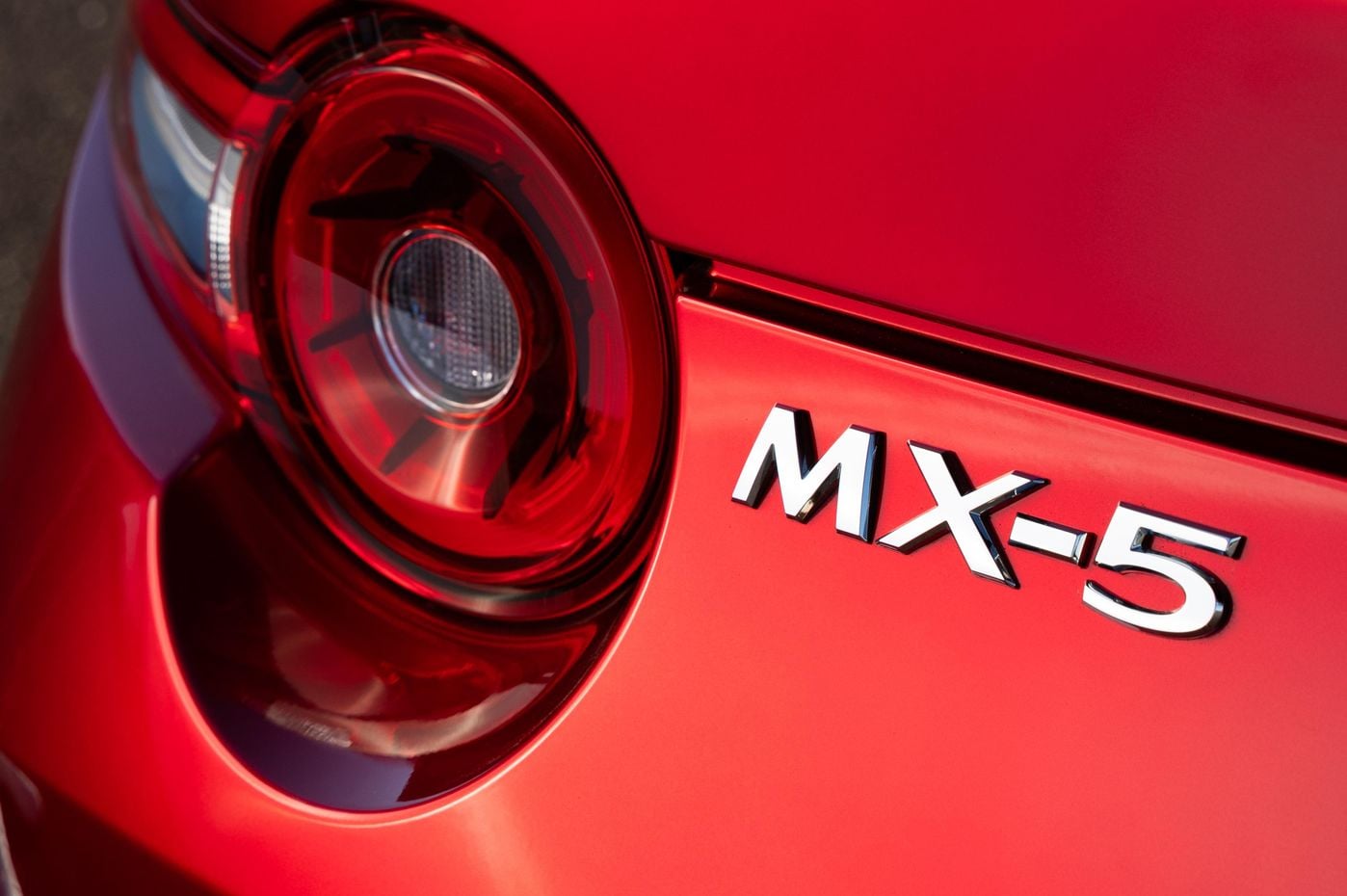 Next combustion-powered Mazda MX-5 could be the last