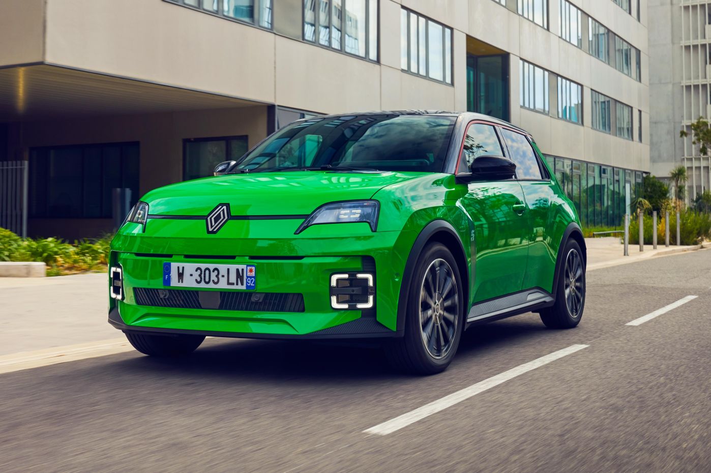 2025 Renault 5 E-Tech review: Quick drive