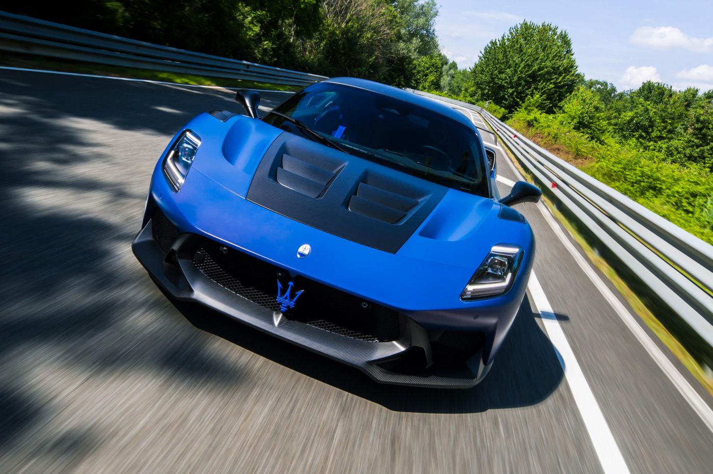 2025 Maserati MC20 GT2 Stradale review