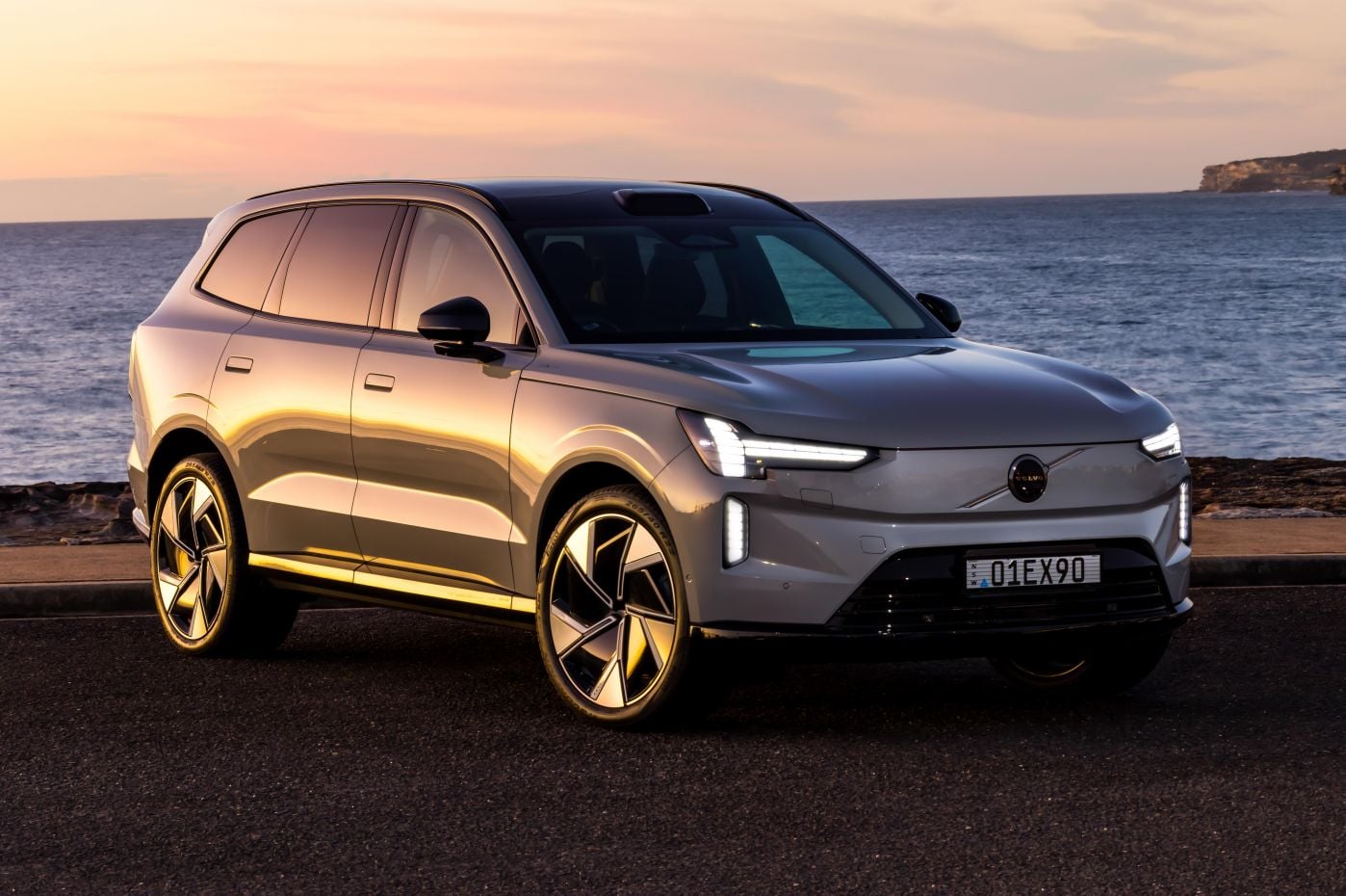 2025 Volvo EX90 review