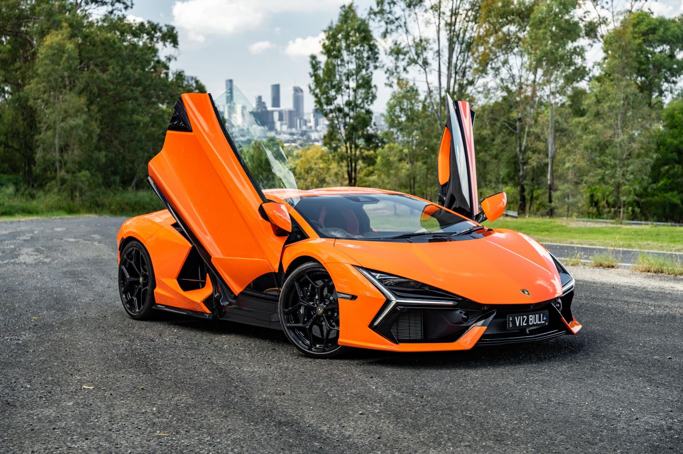 2025 Lamborghini Revuelto review
