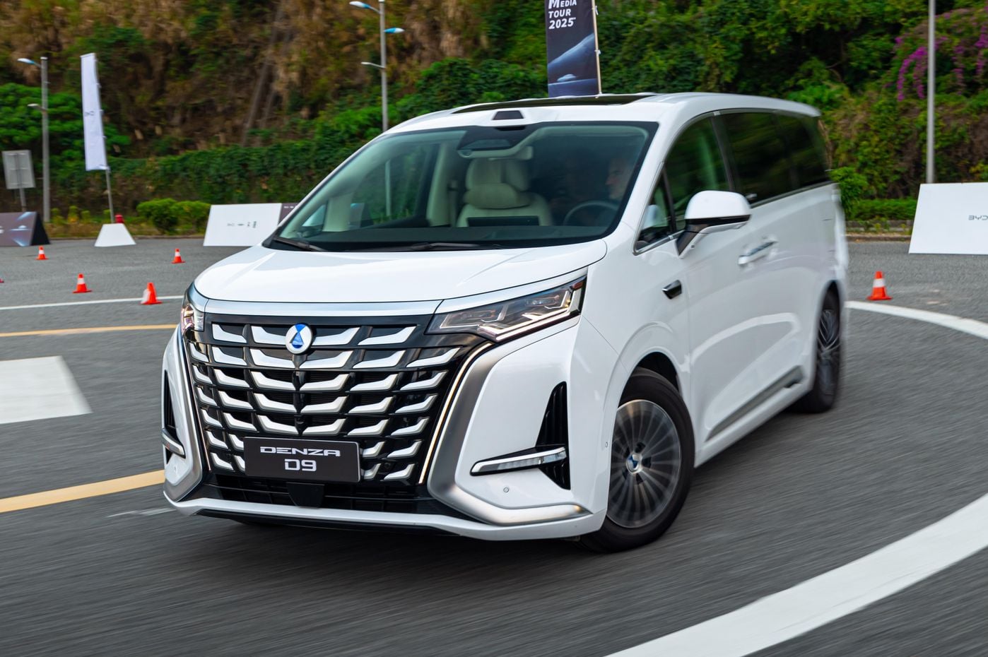 2025 BYD Denza D9 review: Quick drive