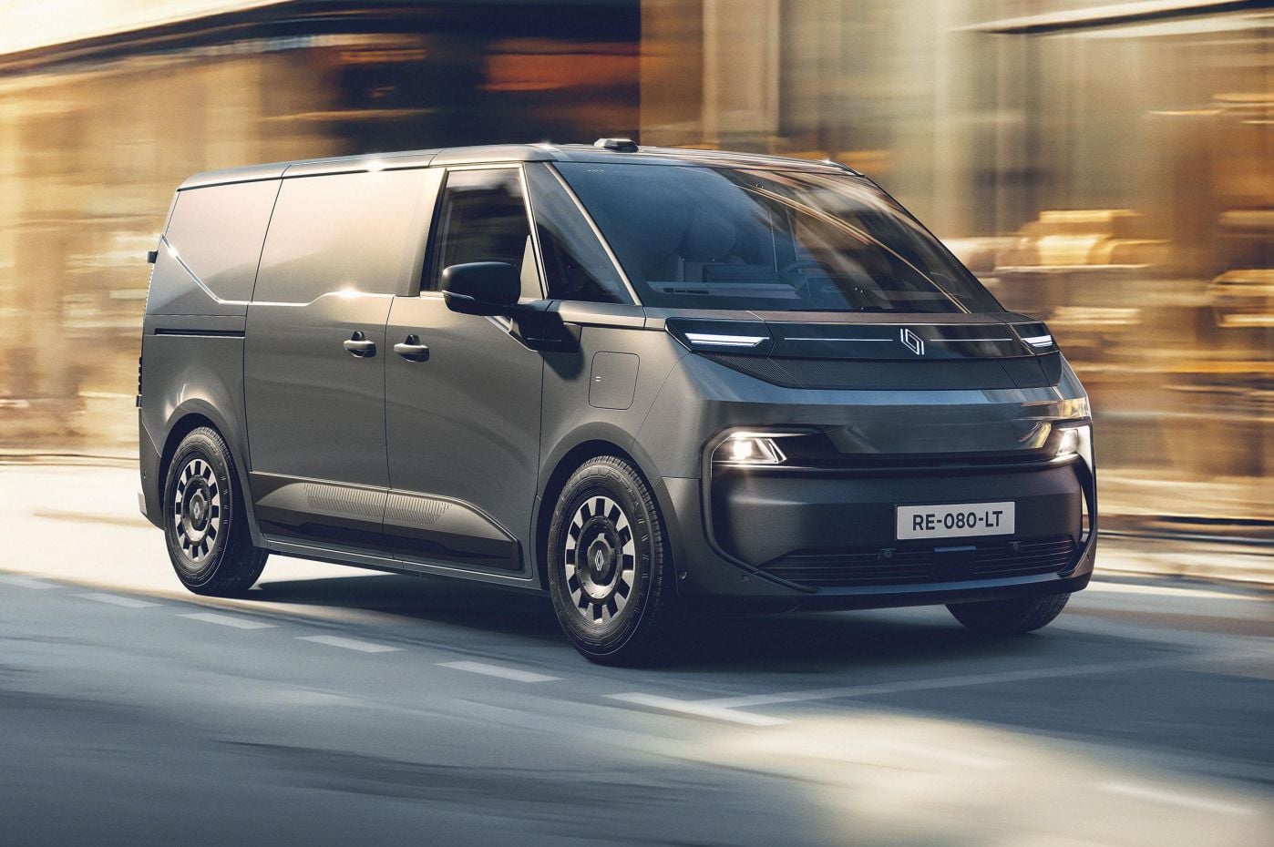 Renault Trafic E-Tech: Electric van with up to 450km range detailed