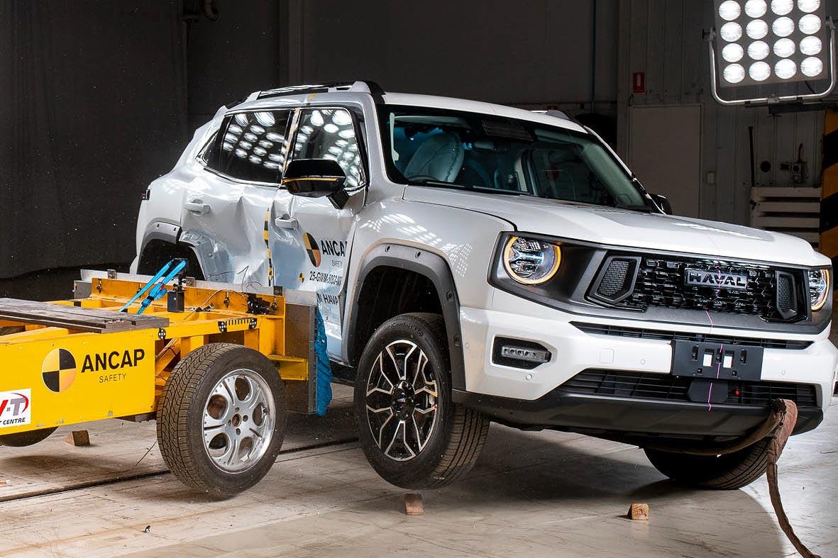 Chinese newcomers score top safety marks