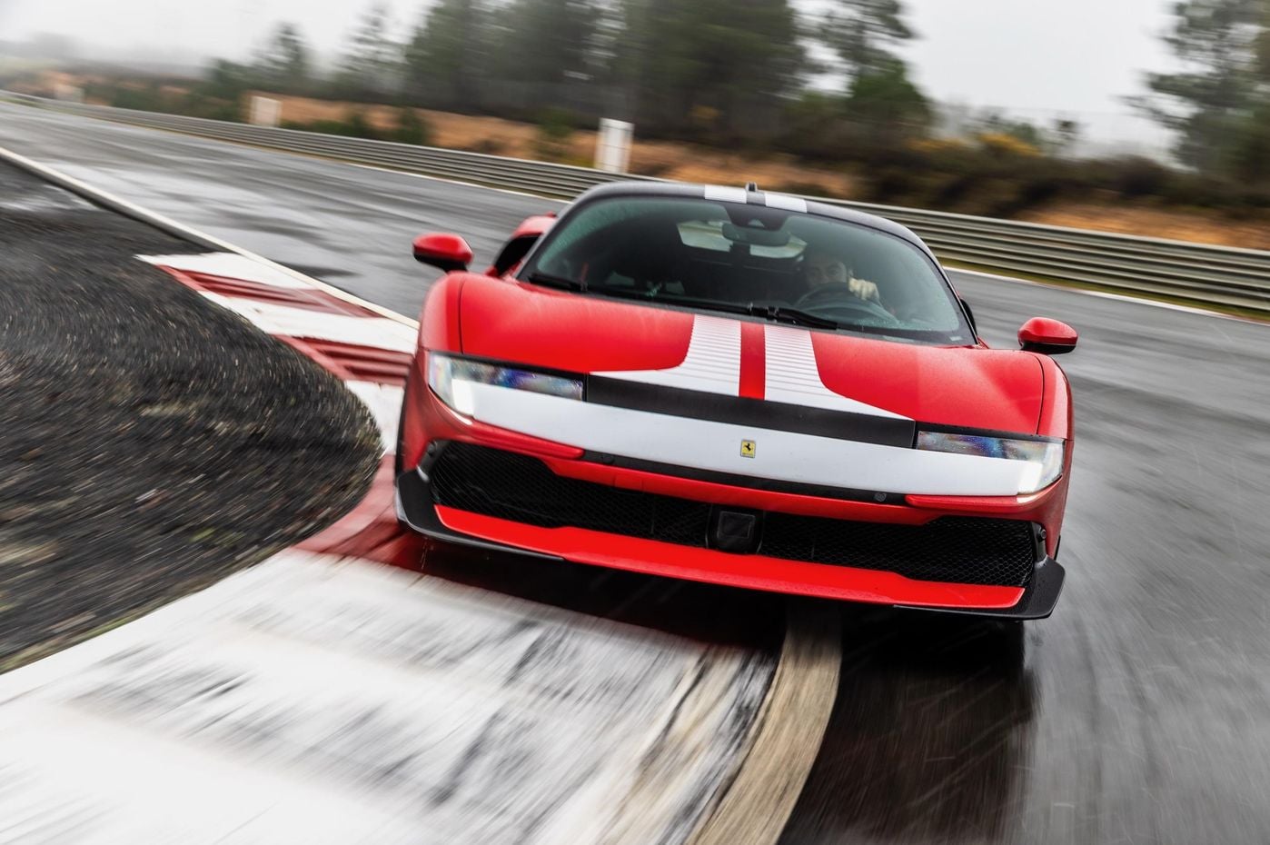 Ferrari considered pop-up headlights for its new Testarossa