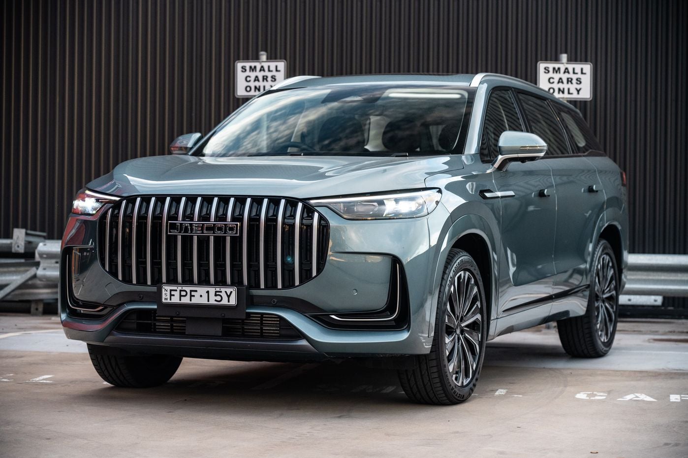 2026 Jaecoo J8 price and specs