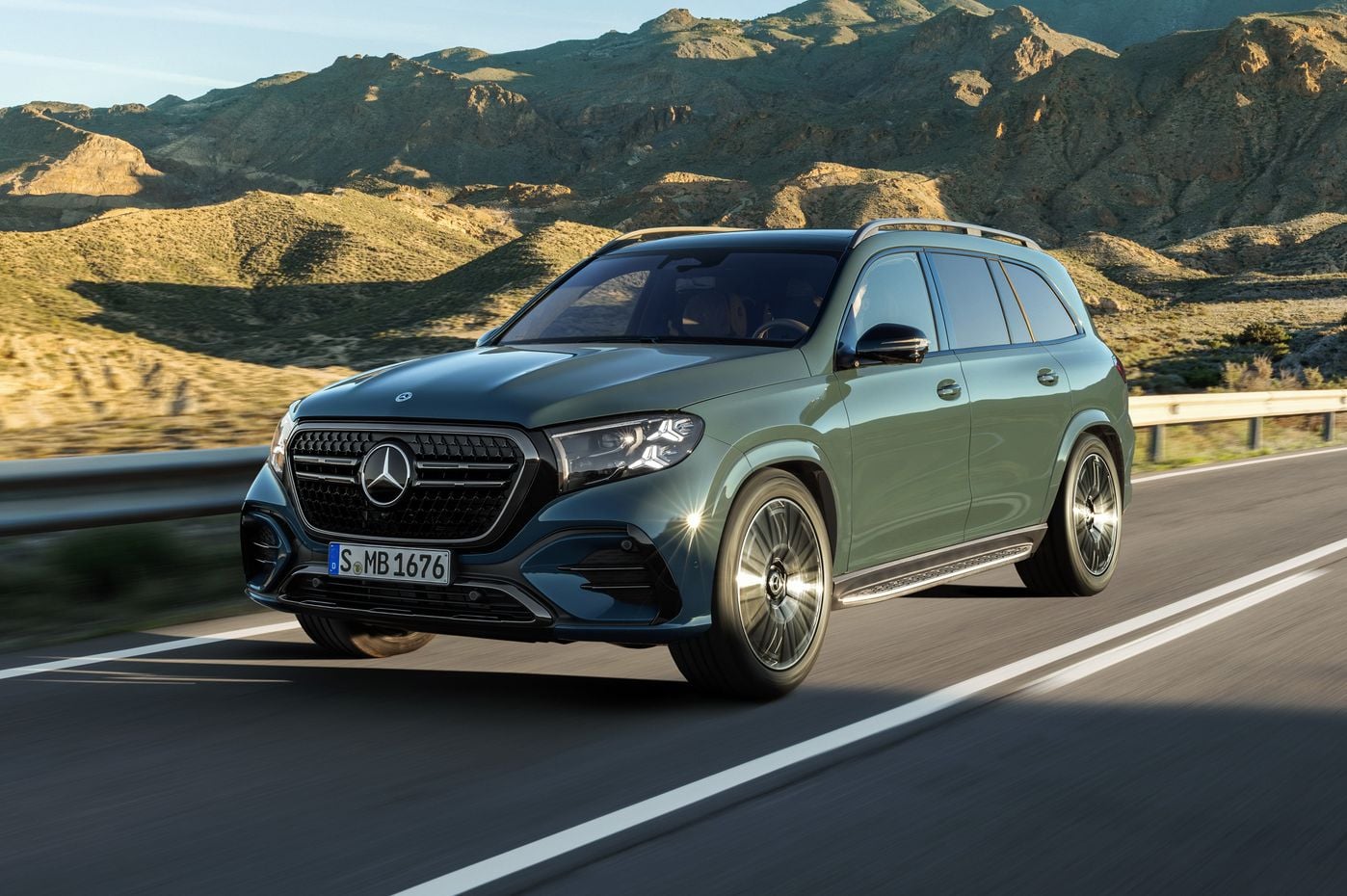 2027 Mercedes-Benz GLS: ‘S-Class of SUVs’ gets major facelift