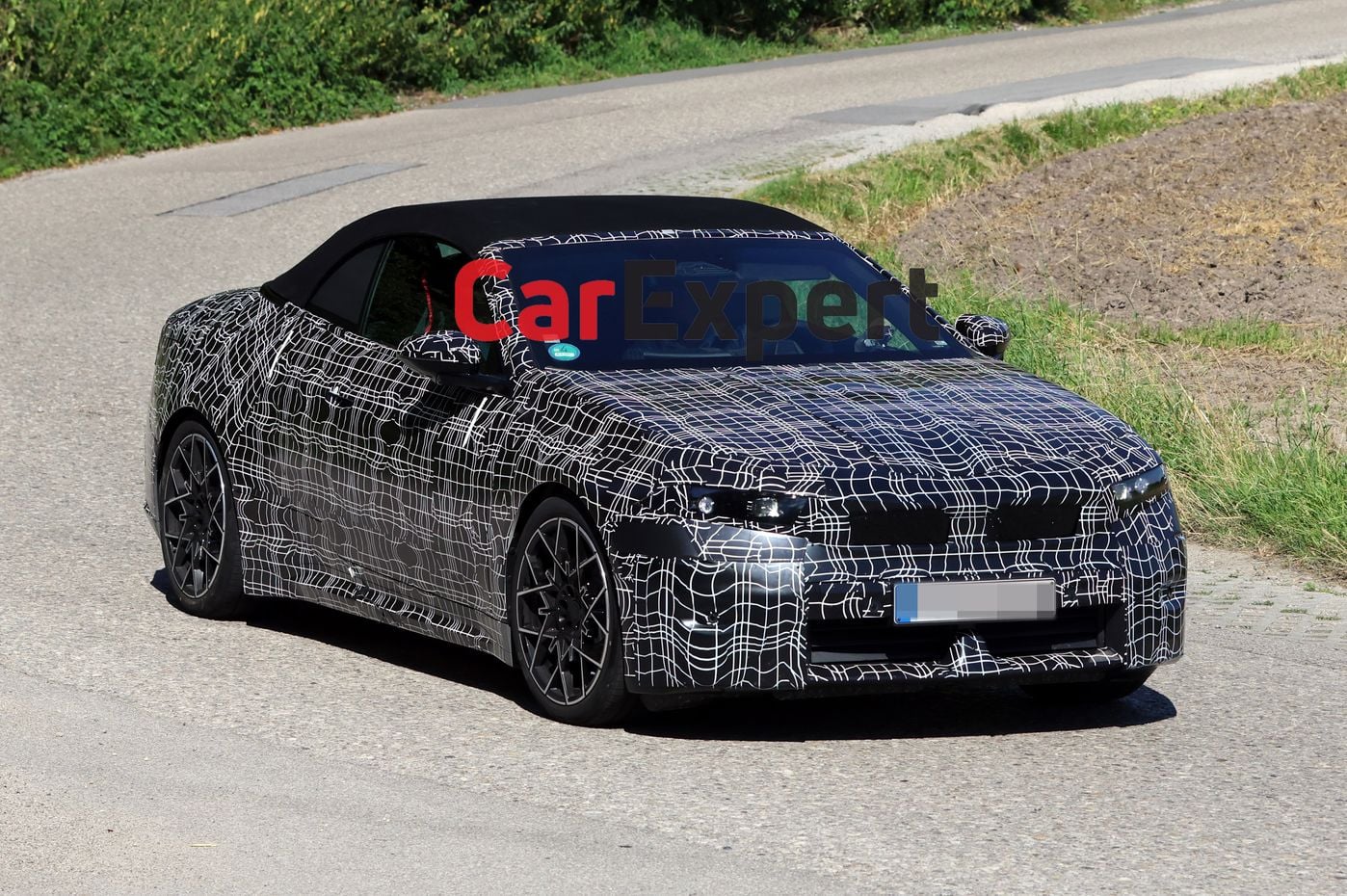 BMW i4 electric convertible spied for the first time