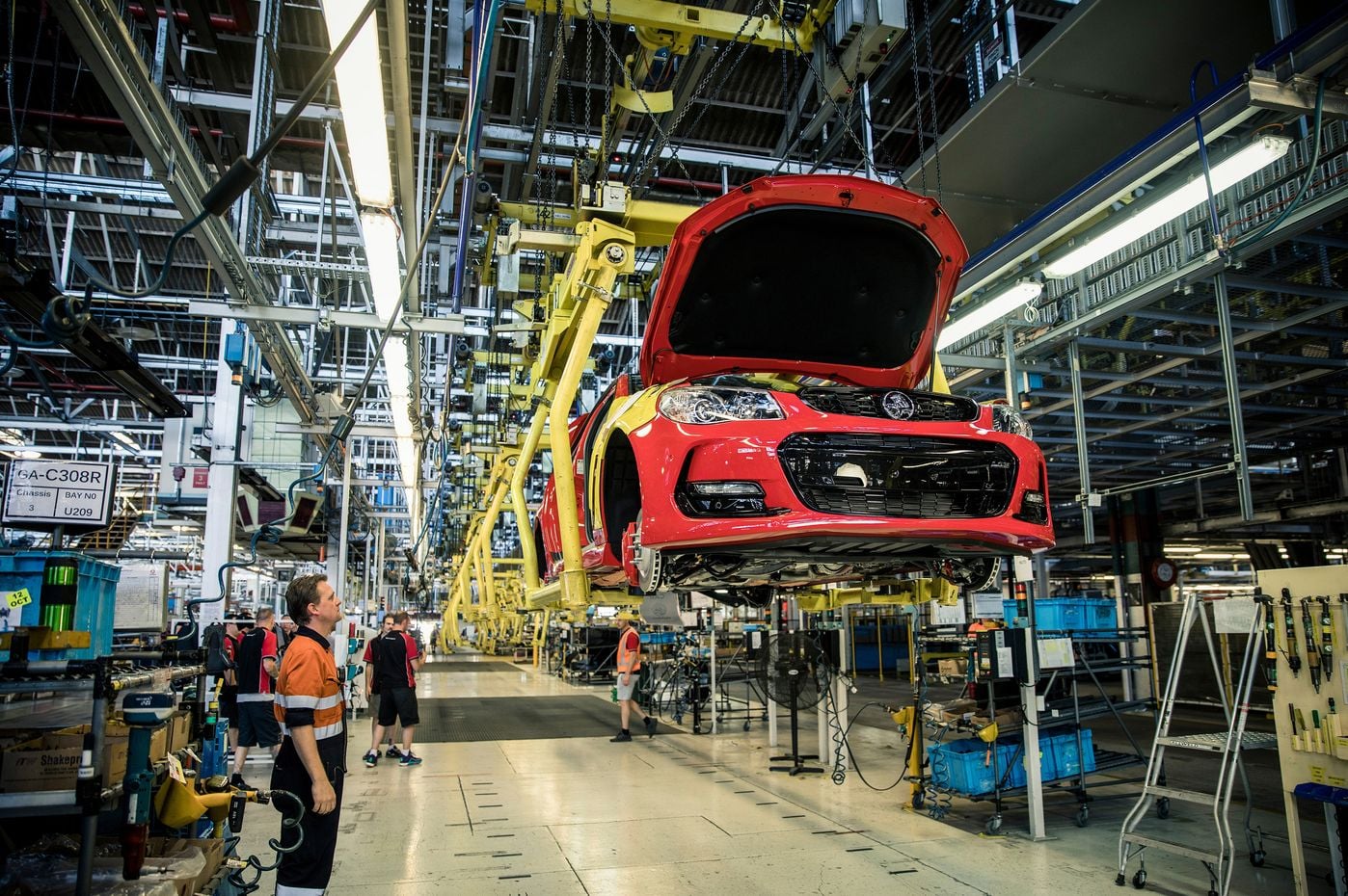 Kevin Rudd calls for Australian car manufacturing revival