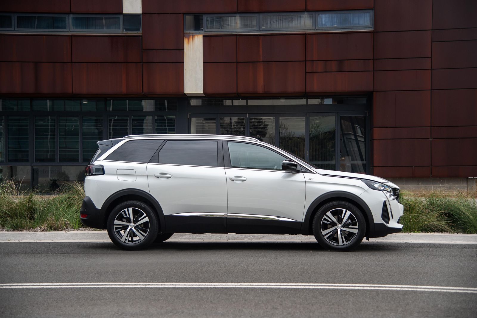 2021 Peugeot 5008