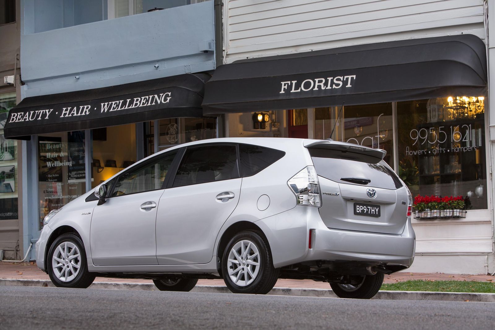 Toyota Prius V being axed