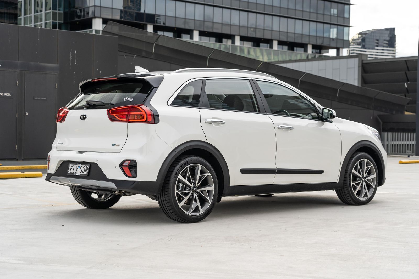 2021 Kia Niro Hybrid review | CarExpert
