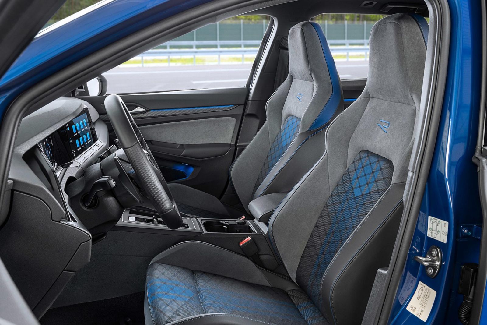 2022 Volkswagen Golf R prices cut – with a caveat | CarExpert