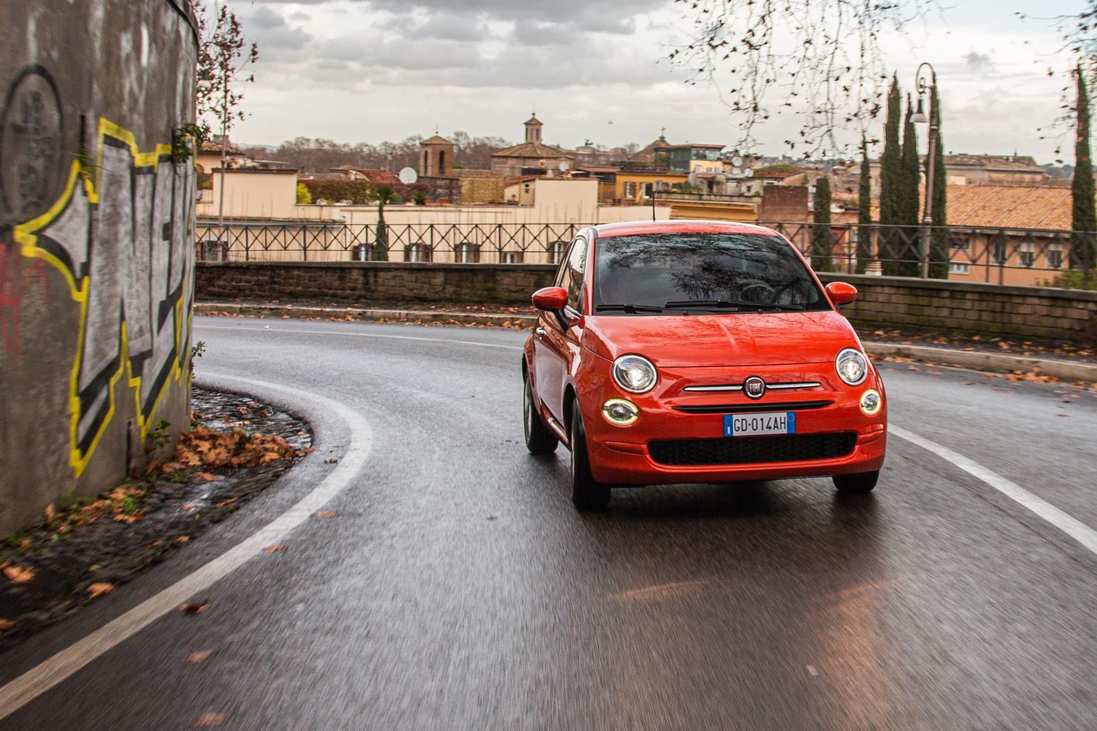 2023 Fiat 500 price and specs