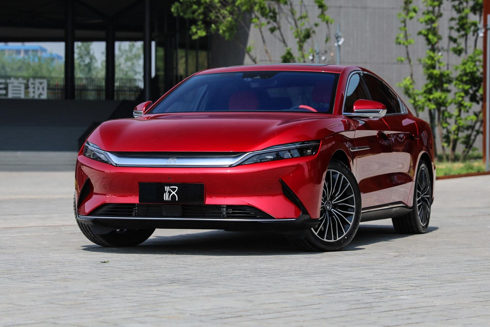 Electric car battery chemistry: What’s the difference? | CarExpert