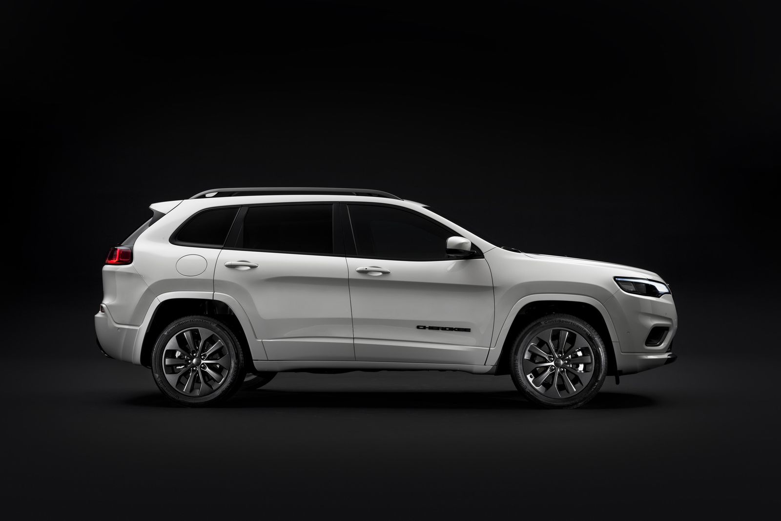 Jeep Cherokee Trailhawk axed, SUV range cut to one model