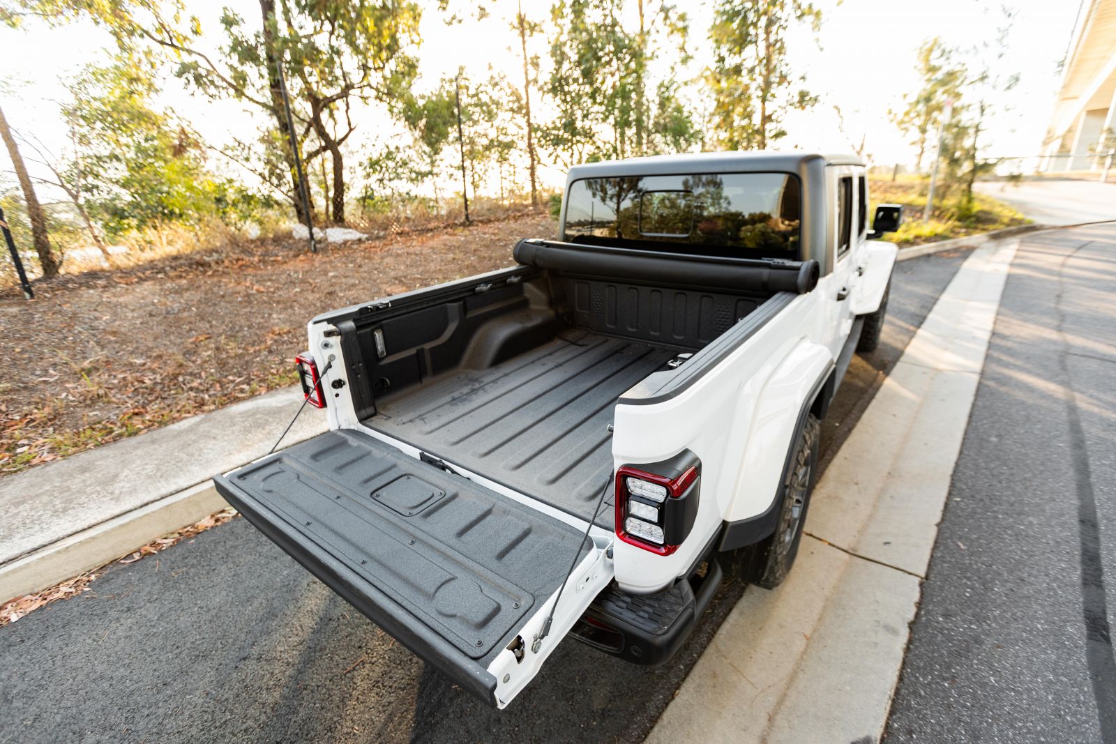 2023 Jeep Gladiator price and specs