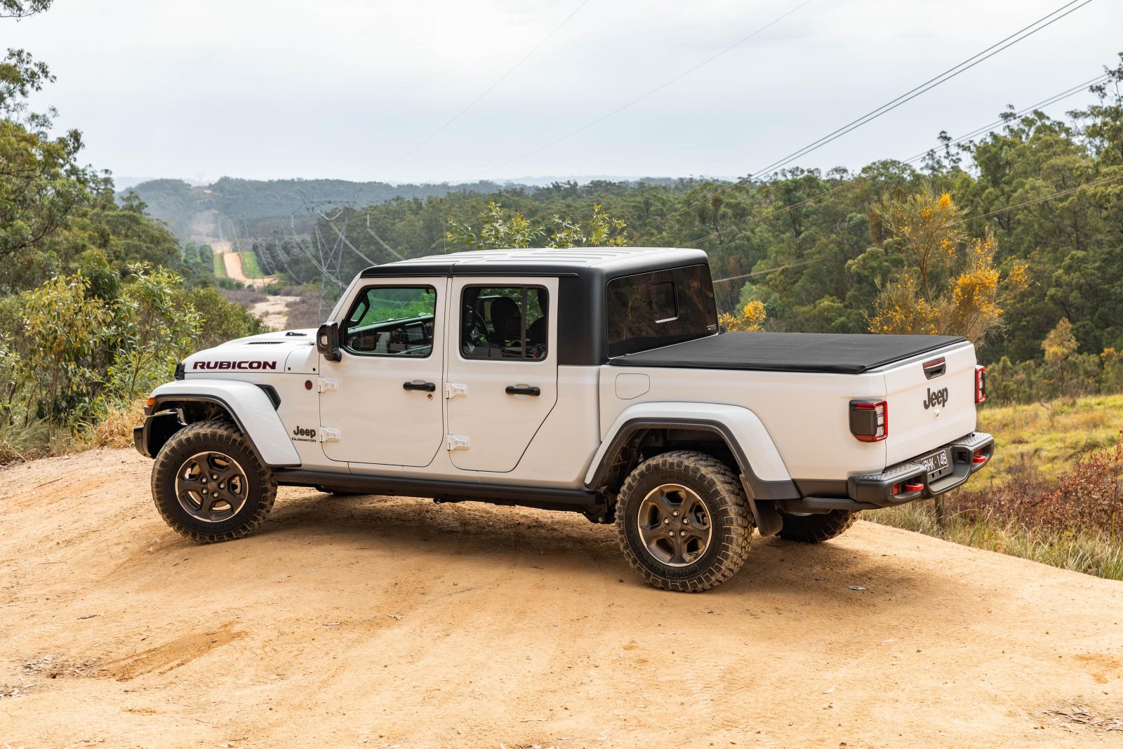 Jeep Gladiator 4xe plugin hybrid coming, V8 ruled out report CarExpert