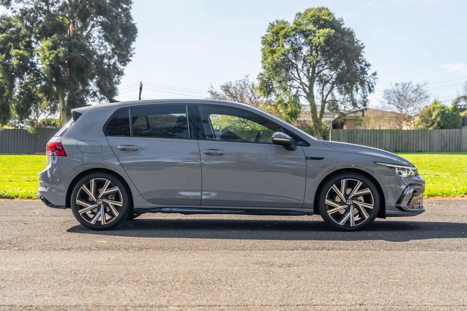 2022 Volkswagen Golf 110TSI R-Line review | CarExpert