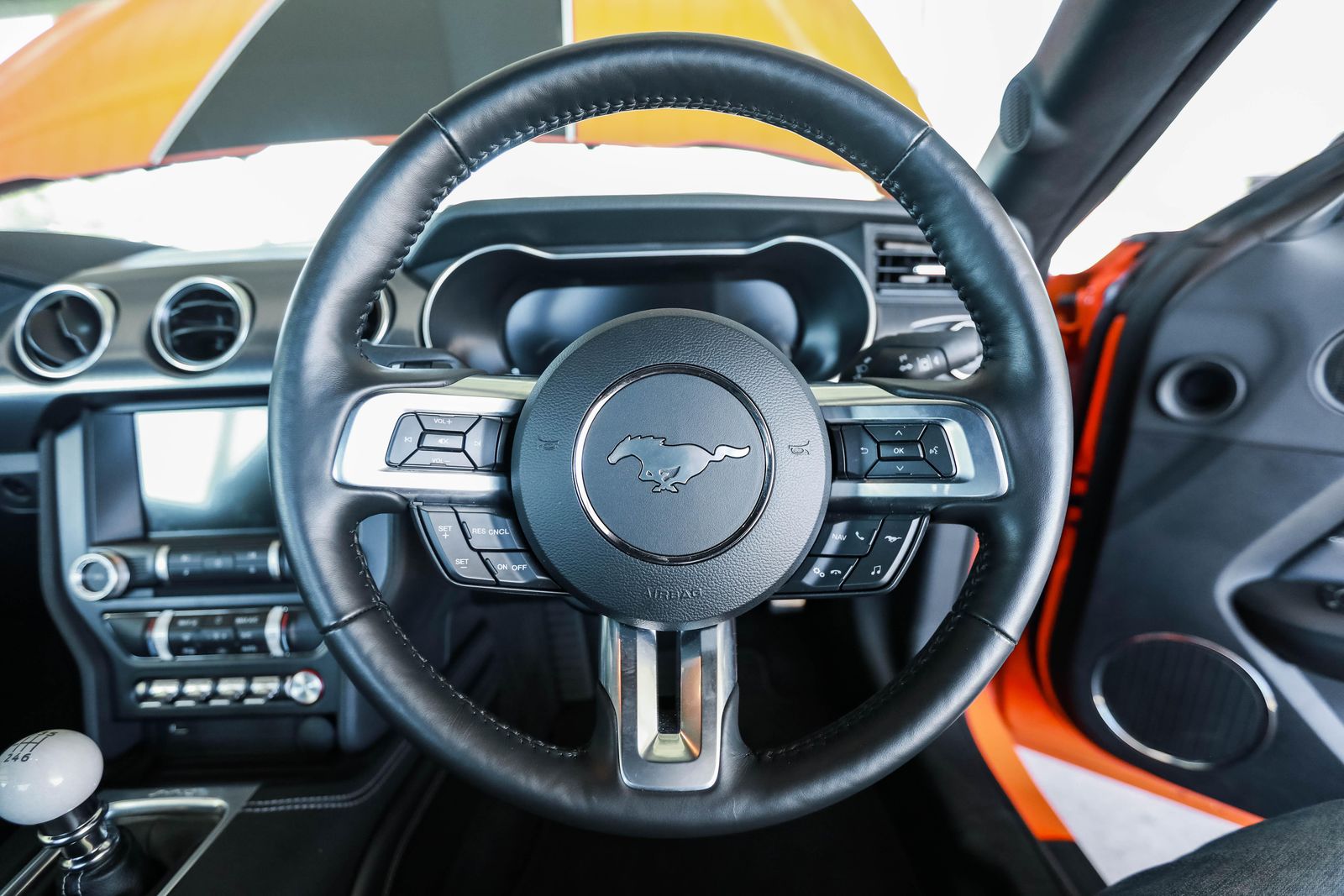 Ford Mustang Mach 1 v GT: Track comparison
