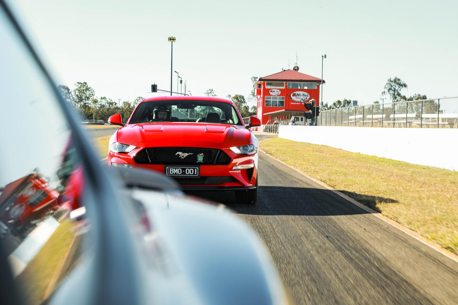 Ford Mustang Mach 1 v GT: Track comparison