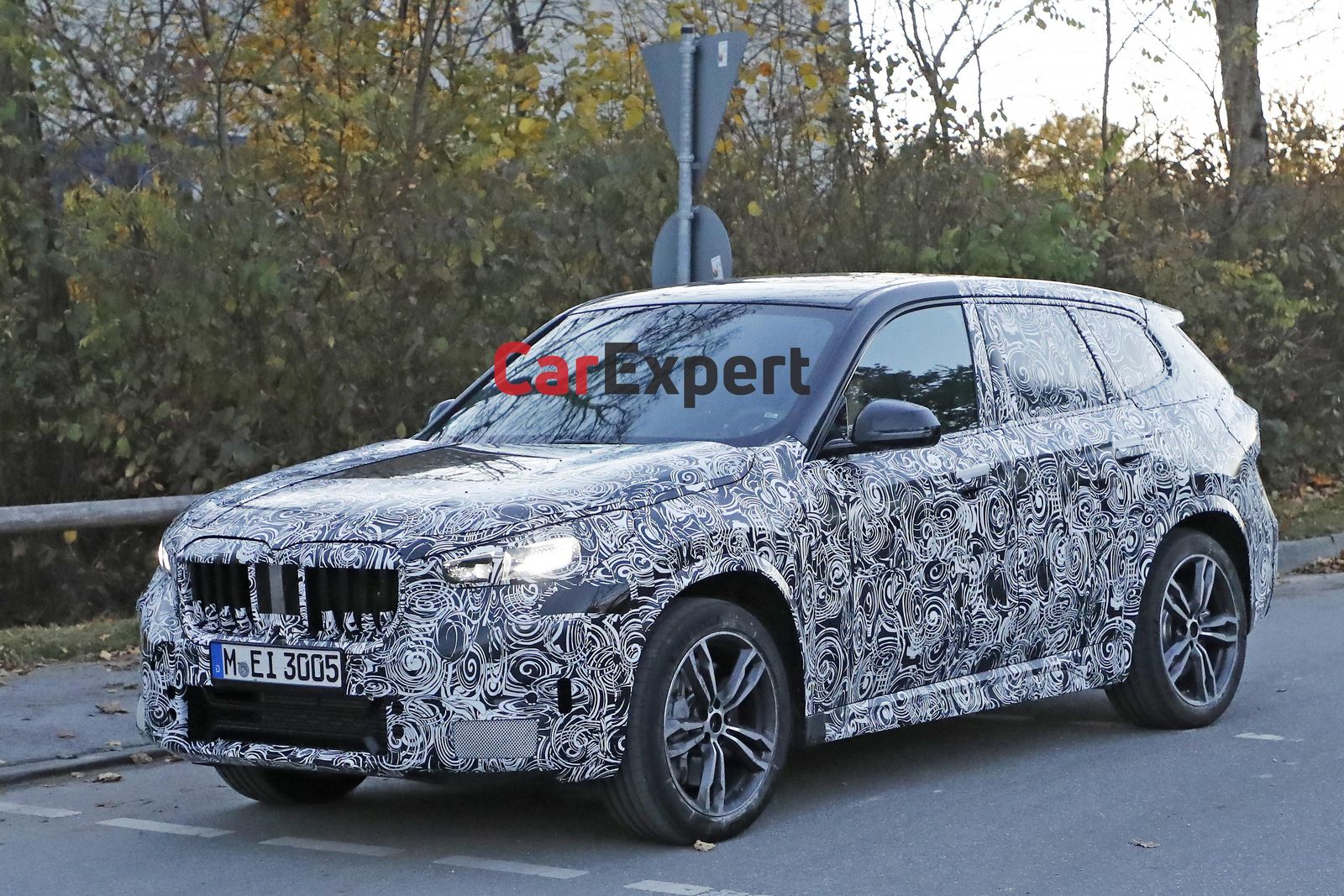 2023 BMW X1 teased again