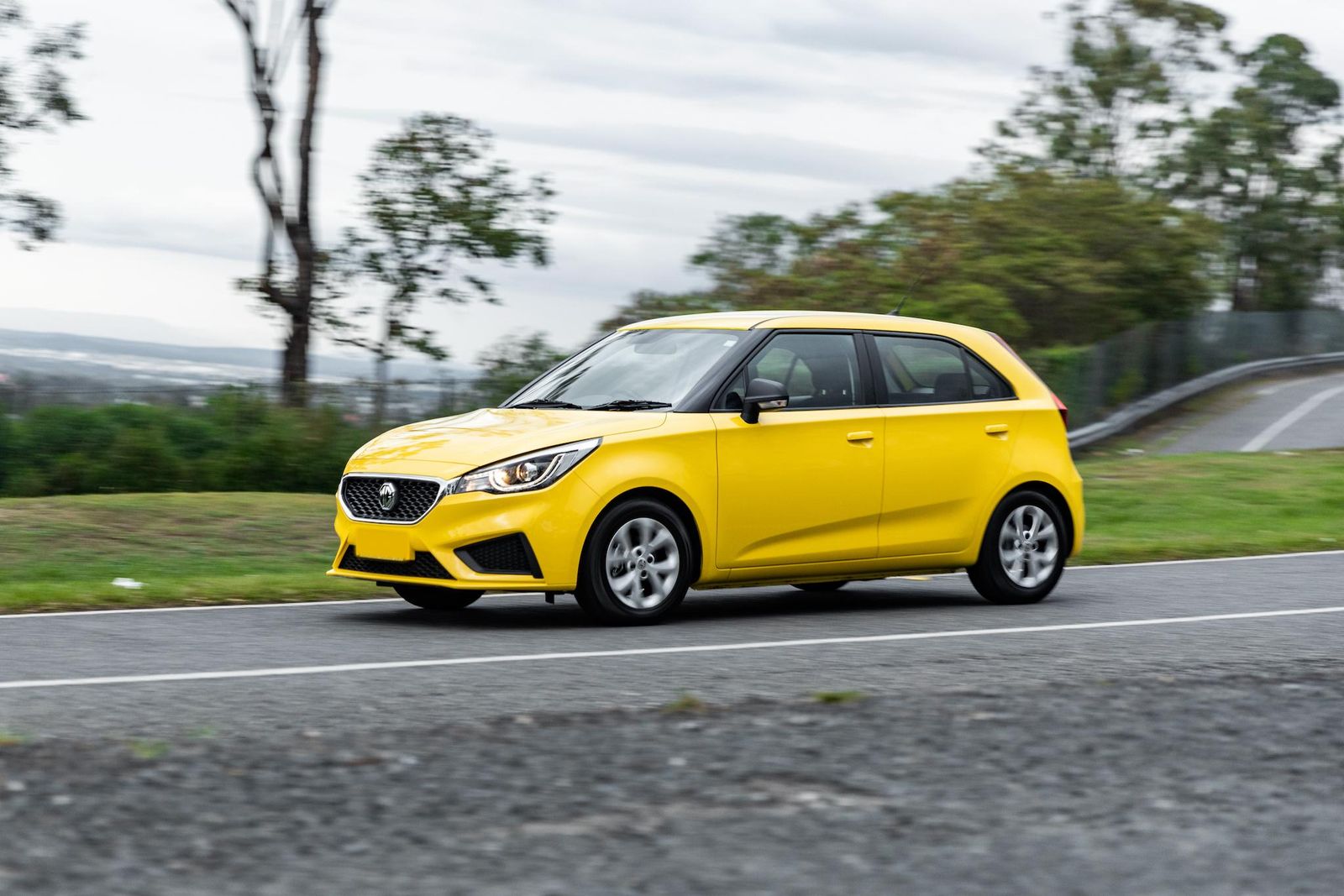 2022 MG 3