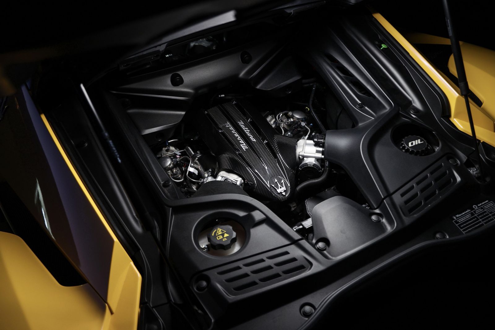 2023 Maserati MC20 and MC20 Cielo price and specs