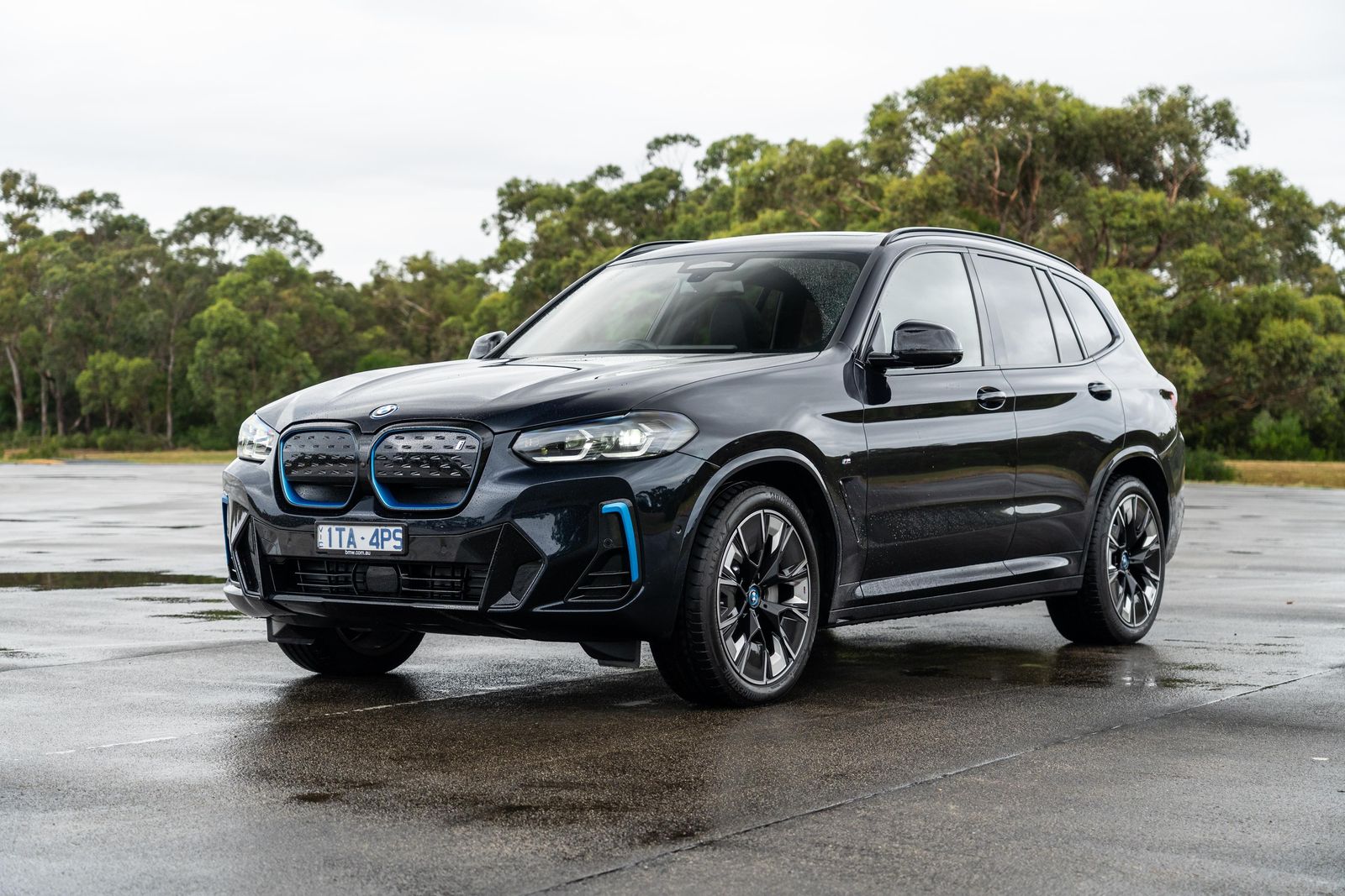 2022 BMW iX3