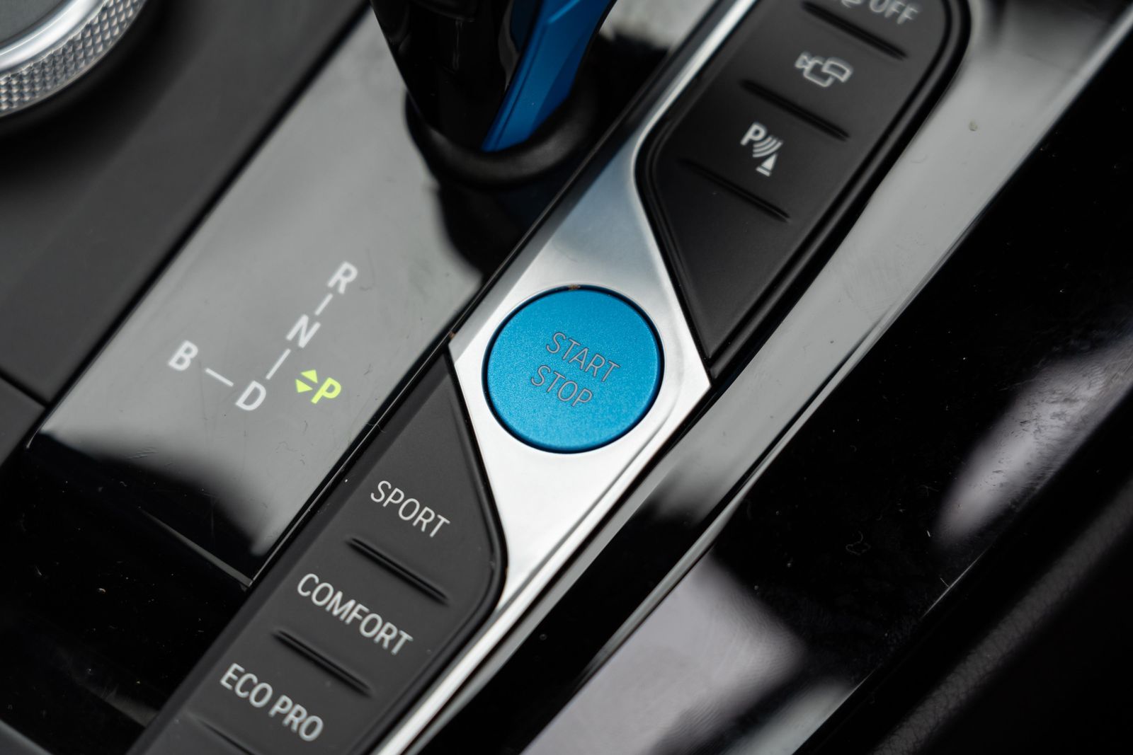 2022 BMW iX3